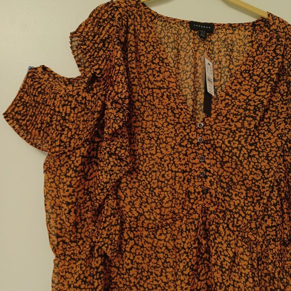 SOLD!--Topshop Animal Print Plisse Blouse, Rusty Brown/Black, Size 14 - Picture 5 of 7